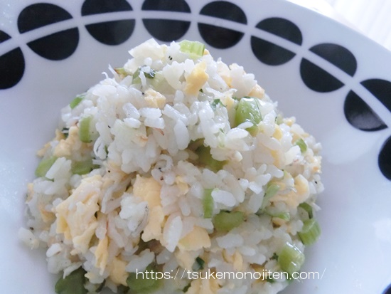 深い味漬けになる 野沢菜チャーハン レシピ 作り方 漬け物案内所 深い味漬けになる 野沢菜チャーハン レシピ 作り方 漬け物案内所